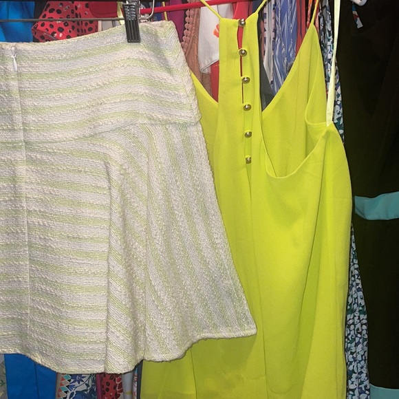 BNWT BCBG generation skirt in lime comb color - Picture 7 of 8